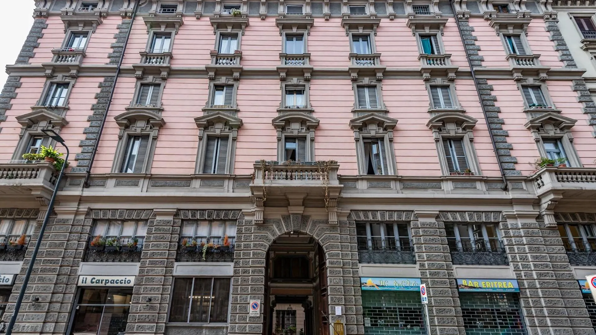 Milan Porta Venezia Wi-Fi Via Palazzi Apartment